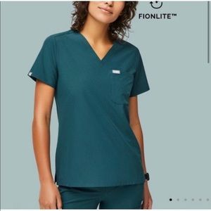 Caribbean Blue FIONLITE™ Catarina - One-Pocket scrub top